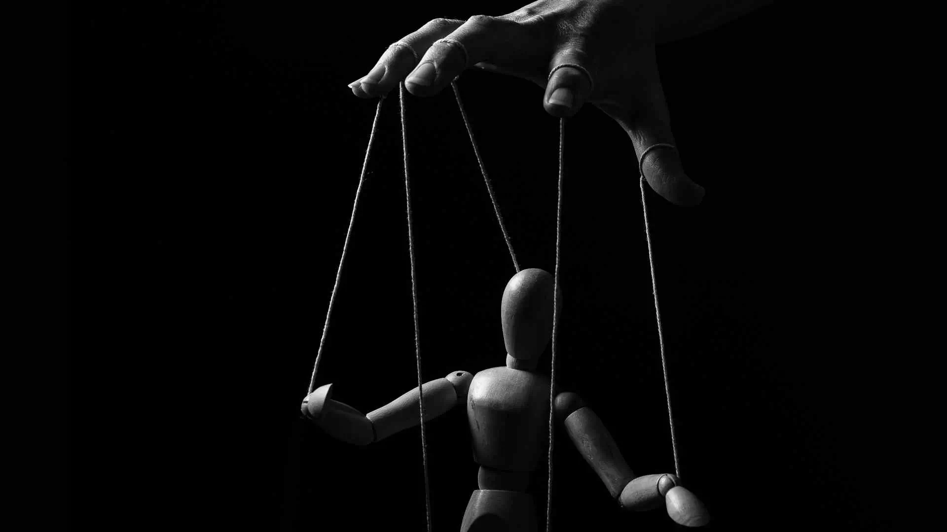 article - hero article what_is_spiritual_abuse