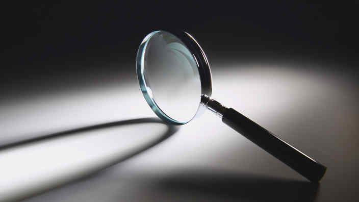 article - thumbnail signs_of_an_abusive_pastor_3